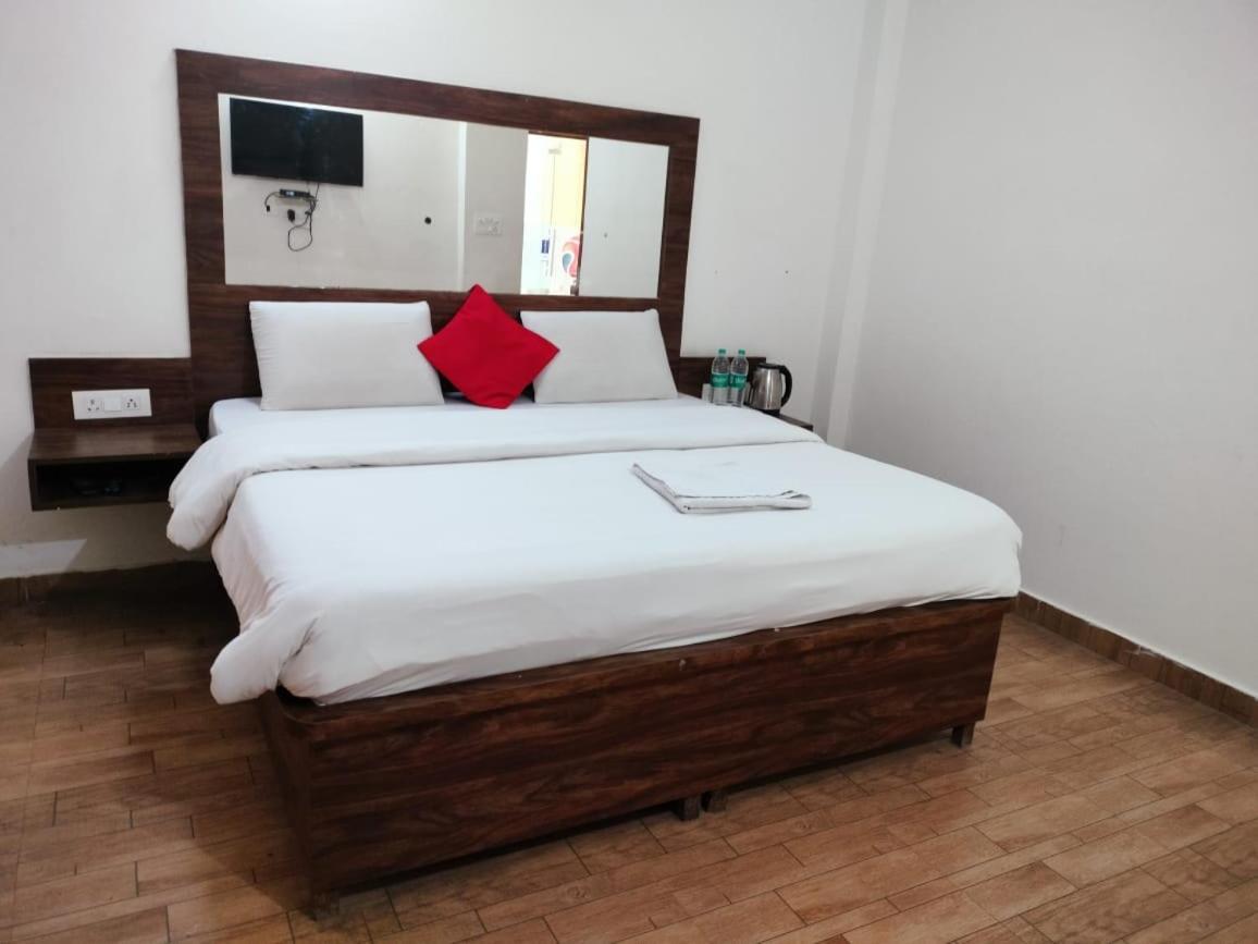 The Rejoice Hotel & Guesthouse Greater Noida Zewnętrze zdjęcie